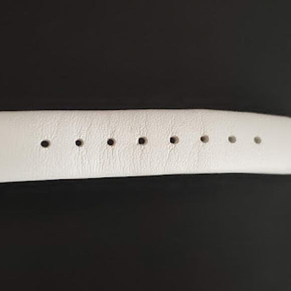 Nolan Miller Women's Watch Crystal Bezel and White‎ Leather Band Fresh Battery - Picture 7 of 9